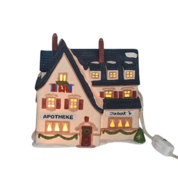 Dept 56 Alpine Village Series Apotek, Tabak (Pharmacy & Tobacco) 6540-4 - Picture 1 of 8